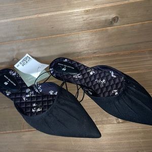 NET HM Pointed Tow Flats